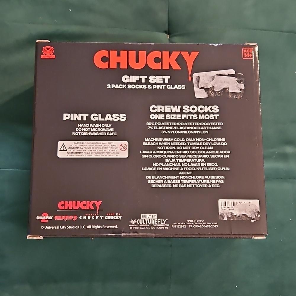 Culture Fly Child's Play Chucky 4 Piece Gift Set 3 Sock Pairs Pint Glass Sz 14+ - Picture 7 of 11